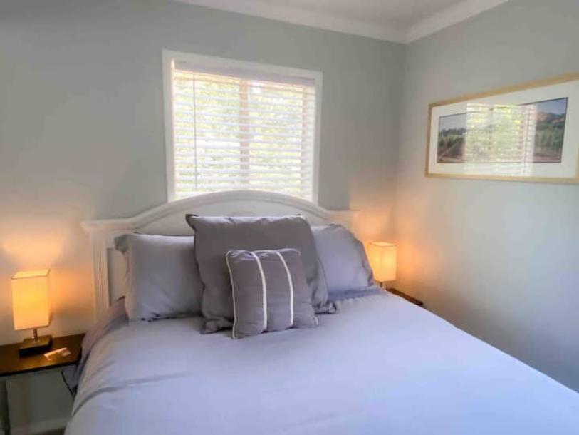 Entire guesthouse in Placerville, California 4 guests2 bedrooms2 beds1 bath-12