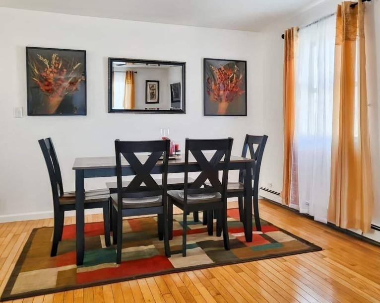 Room in Queens, New York, United States 1 queen bedShared bathroom-16