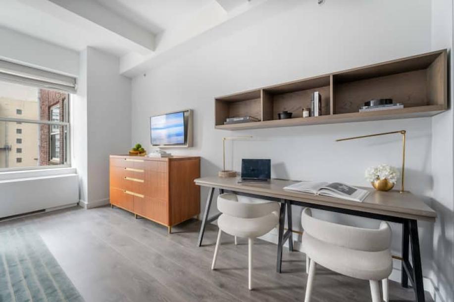 Entire rental unit in New York, United States 4 guests2 bedrooms2 beds1 bath-10