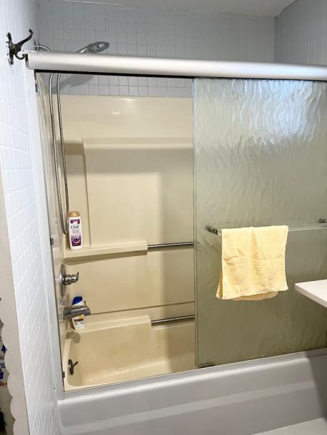 Room in Queens, New York, United States 1 queen bedShared bathroom-10