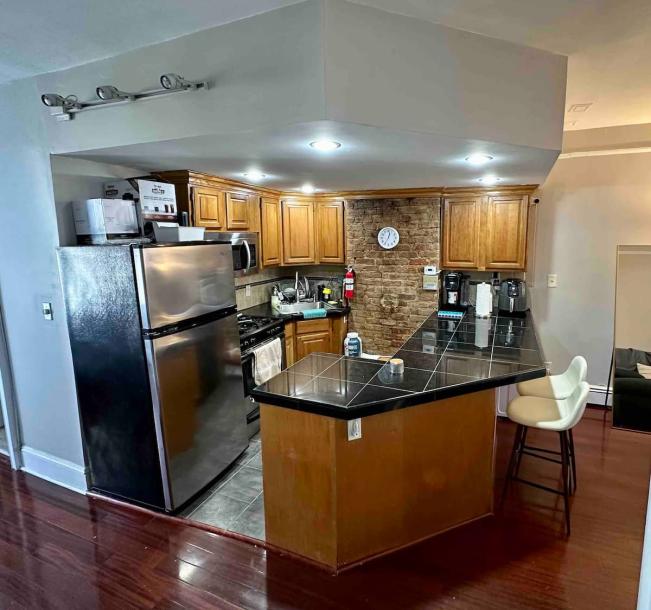 Room in Hoboken, New Jersey, United States 1 queen bedShared bathroom-2