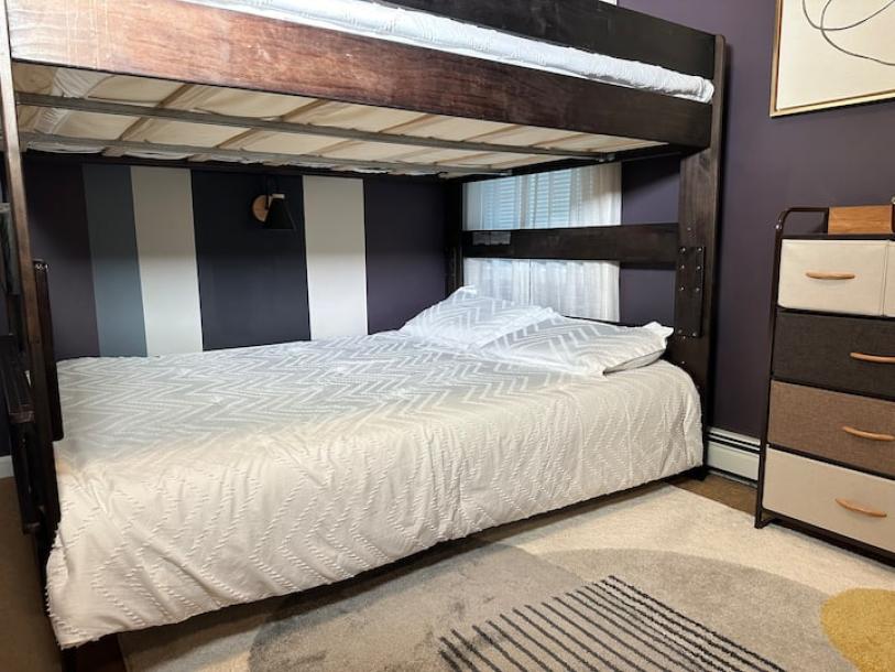 Entire guest suite in Mount Vernon, New York, United States 6 guests1 bedroom2 beds1 bath-7