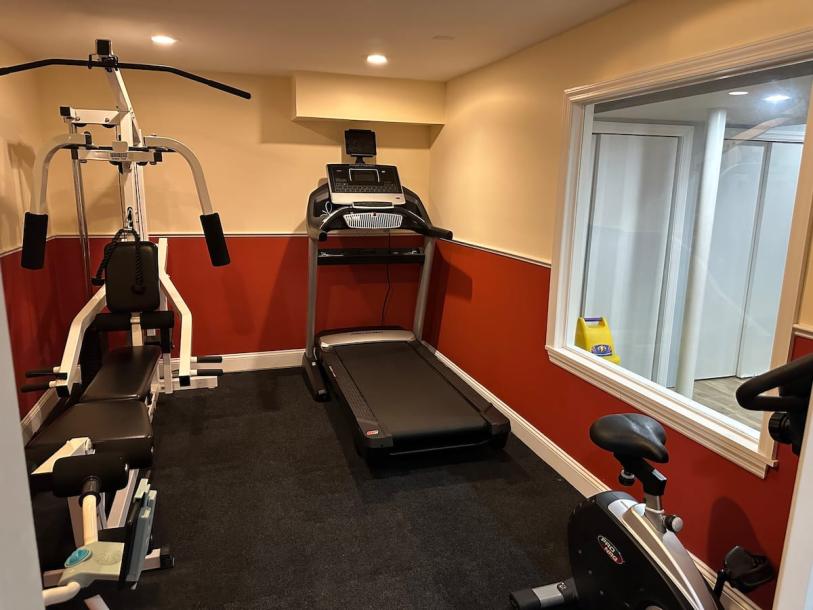 Entire guest suite in Mount Vernon, New York, United States 6 guests1 bedroom2 beds1 bath-12