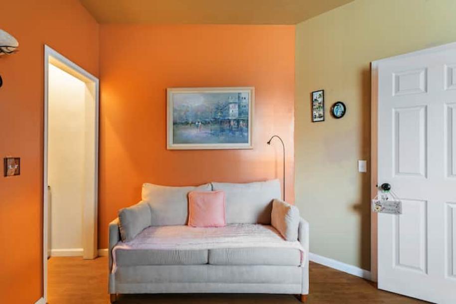 Room in Newark, New Jersey, United States 2 bedsPrivate attached bathroom-6