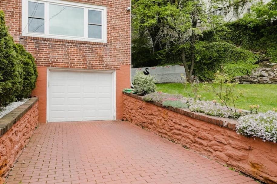 Private room in townhouse in Mount Vernon, New York, United States 2 guests1 bedroom1 bed1 private bath-10