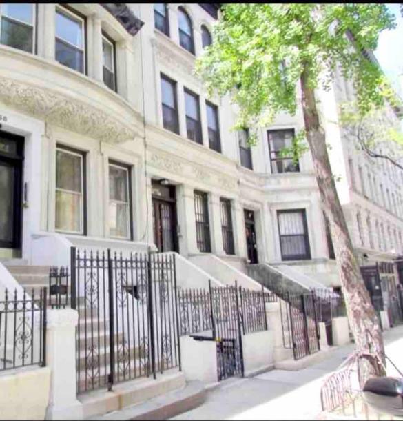 Entire condo in New York, United States 6 guests2 bedrooms4 beds1 bath-0