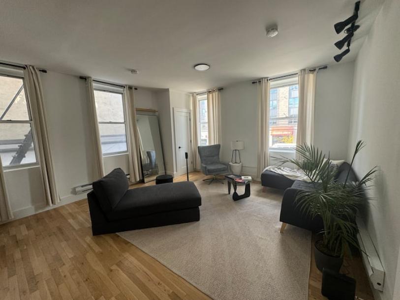 Entire rental unit in Hoboken, New Jersey, United States 3 guests1 bedroom2 beds1 bath-0