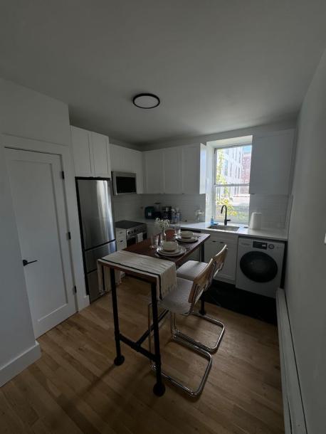 Entire rental unit in Hoboken, New Jersey, United States 3 guests1 bedroom2 beds1 bath-8