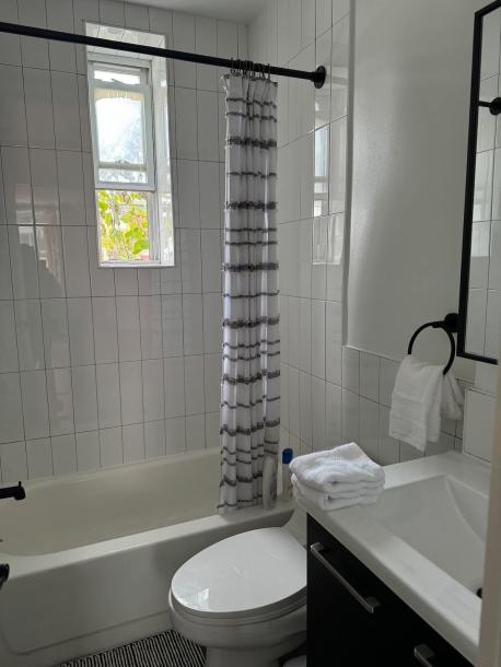 Entire rental unit in Hoboken, New Jersey, United States 3 guests1 bedroom2 beds1 bath-11