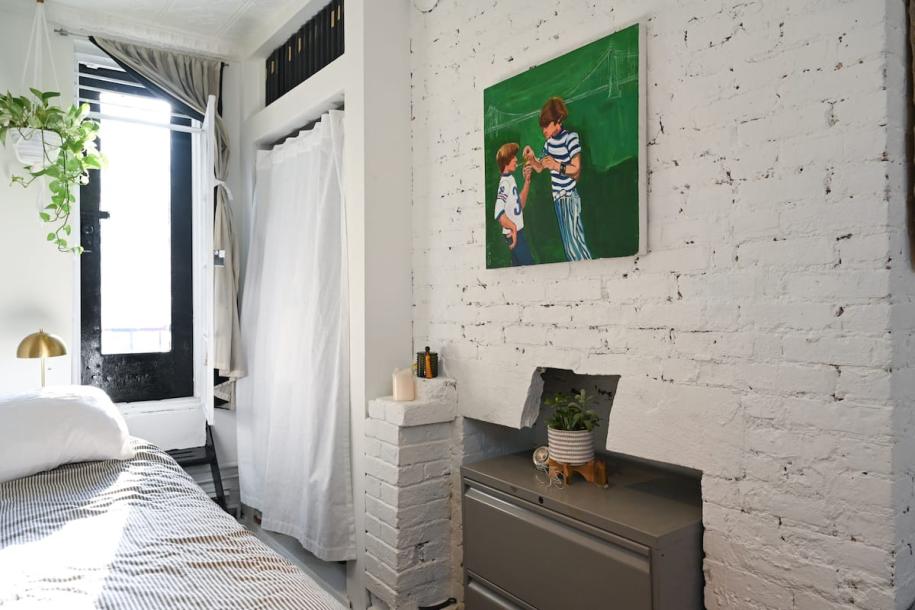 Room in New York, United States 1 queen bedShared bathroom-12