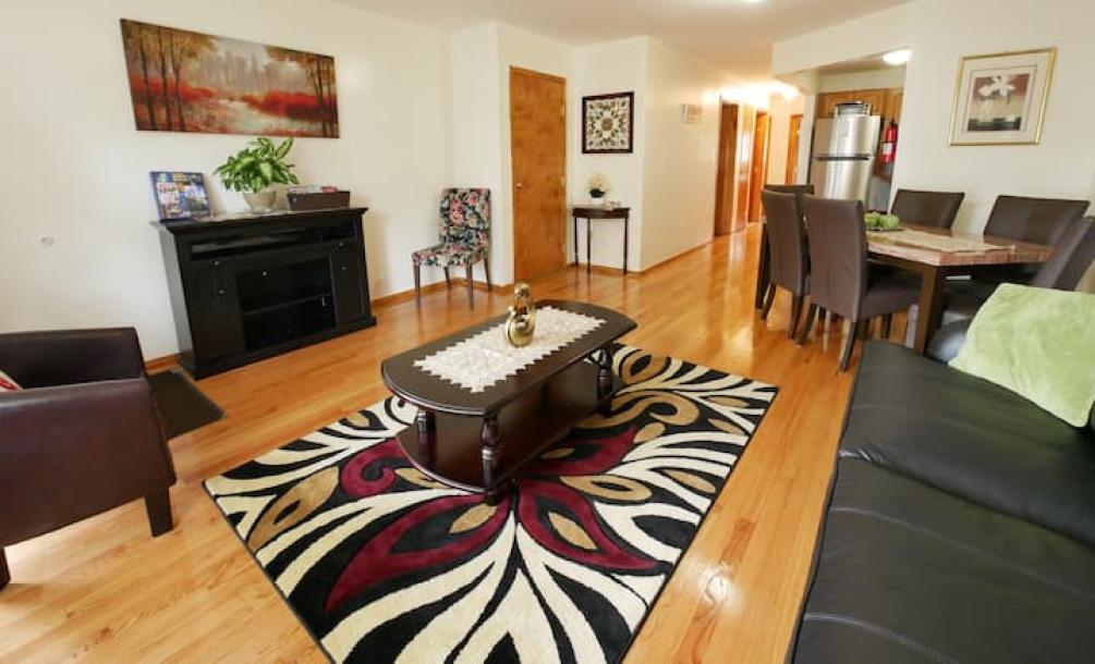 Room in Queens, New York, United States 1 queen bedPrivate attached bathroom-5