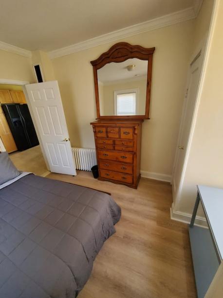 Entire rental unit in Mount Vernon, New York, United States 6 guests3 bedrooms3 beds1 bath-4