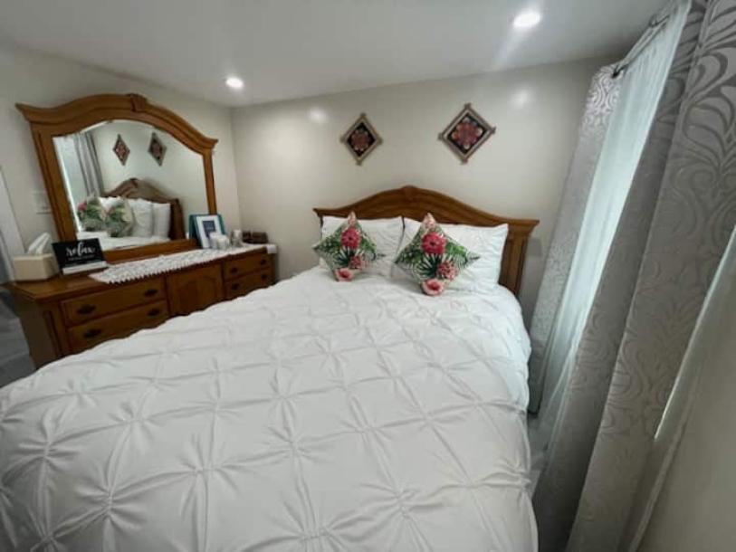 Entire home in Elmont, New York, United States 2 guests1 bedroom1 bed1 bath-8