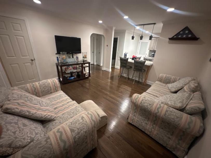 Room in Belleville, New Jersey, United States 1 queen bedDedicated bathroom-1
