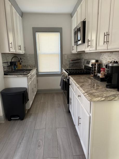 Entire home in East Orange, New Jersey, United States 7 guests3 bedrooms4 beds1 bath-3