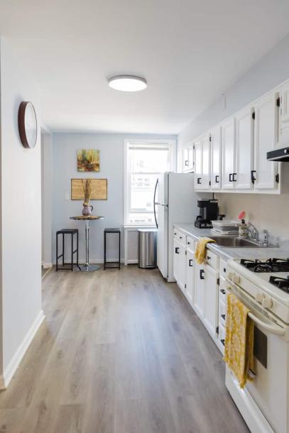 Entire rental unit in Mount Vernon, New York, United States 7 guests3 bedrooms4 beds1 bath-4