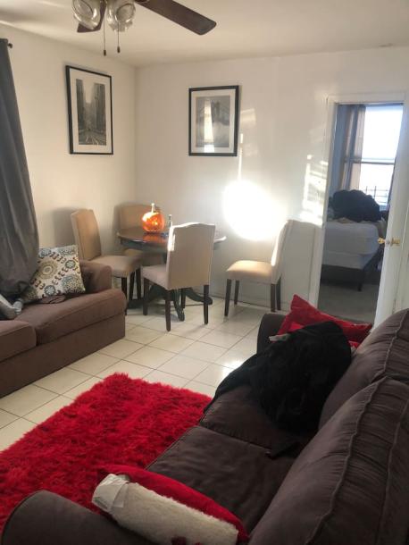 Room in North Bergen, New Jersey, United States 2 double bedsShared bathroom-0