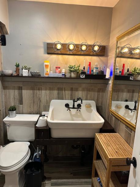 Room in Newark, New Jersey, United States 1 bedShared bathroom-4