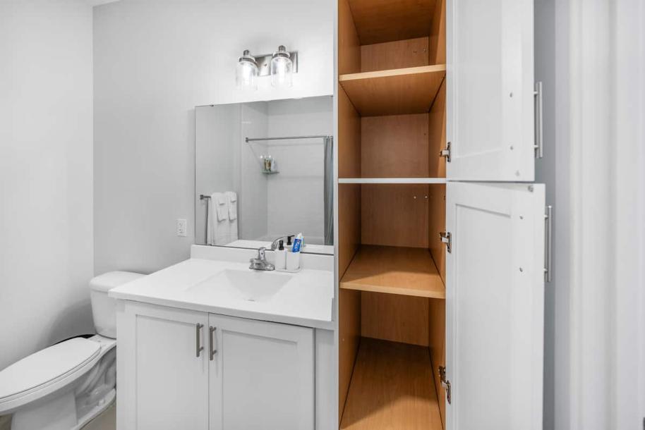 Entire condo in Jersey City, New Jersey, United States 7 guests1 bedroom4 beds1 bath-12