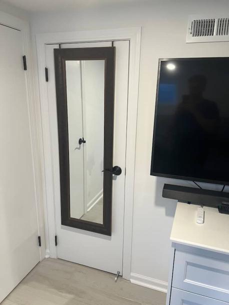 Room in Maplewood, New Jersey, United States 1 double bedPrivate attached bathroom-9