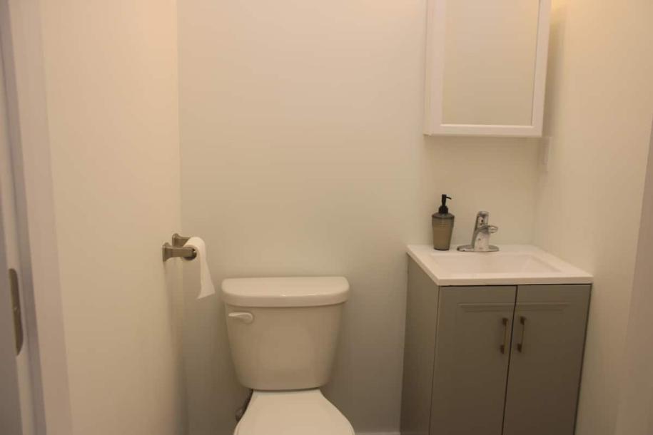 Room in Staten Island, New York, United States 2 bedsDedicated bathroom-6