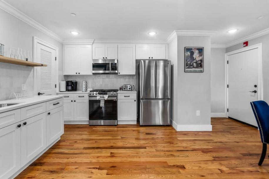 Entire rental unit in Harrison, New Jersey, United States 6 guests1 bedroom1.5 baths-3