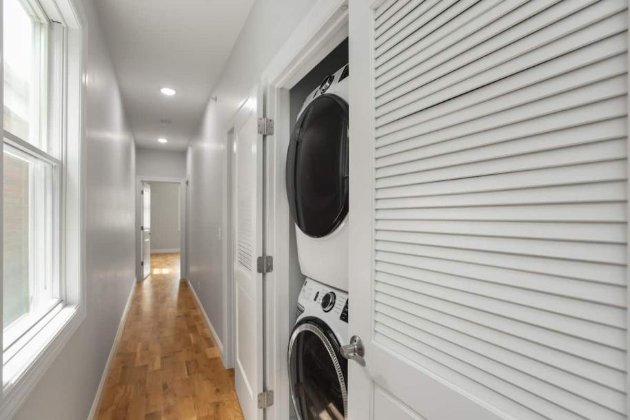 Room in Jersey City, New Jersey, United States 1 bedShared bathroom-8