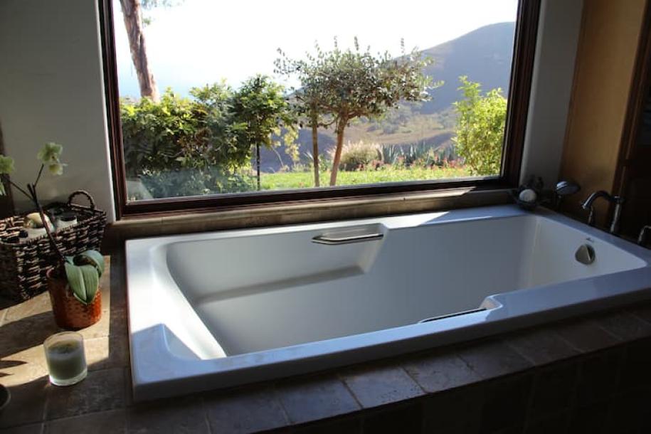 Entire guesthouse in Malibu, California 2 guests1 bedroom1 bed1.5 baths-13