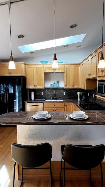 Entire guesthouse in El Granada, California 2 guests1 bedroom1 bed1 bath-9