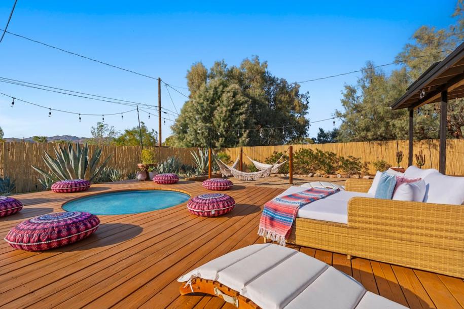 Entire home in Joshua Tree, California 6 guests3 bedrooms5 beds2 baths-2