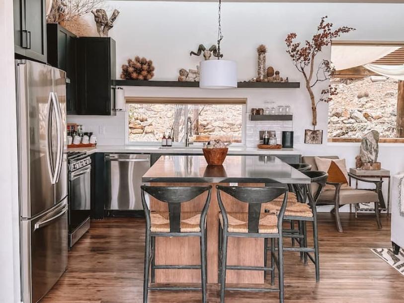 Entire home in Joshua Tree, California 6 guests2 bedrooms3 beds2 baths-13