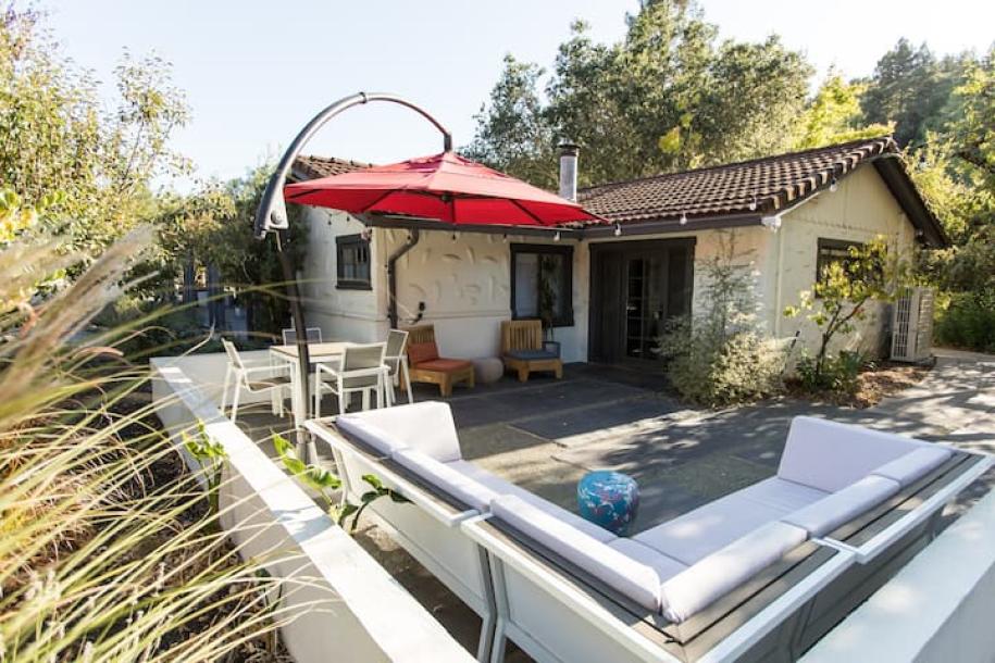 Private room in villa in Napa, California 2 guests1 bedroom1 bed1 private bath-6