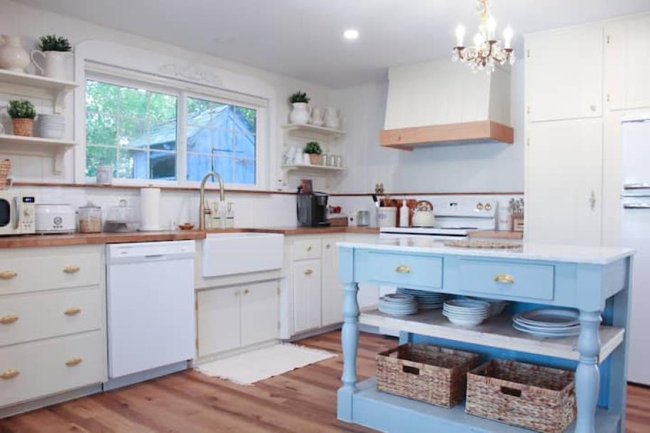 Entire cottage in Julian, California 4 guests2 bedrooms3 beds1 bath-9