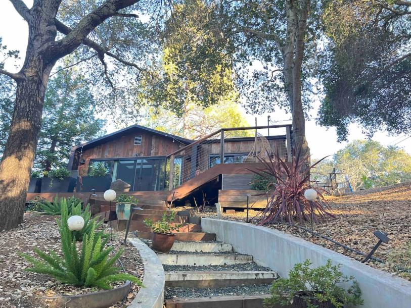 Entire guesthouse in Woodside, California 4 guests2 bedrooms2 beds1 bath-19