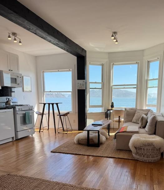 Entire rental unit in Sausalito, California 2 guests1 bedroom1 bed1 bath-8