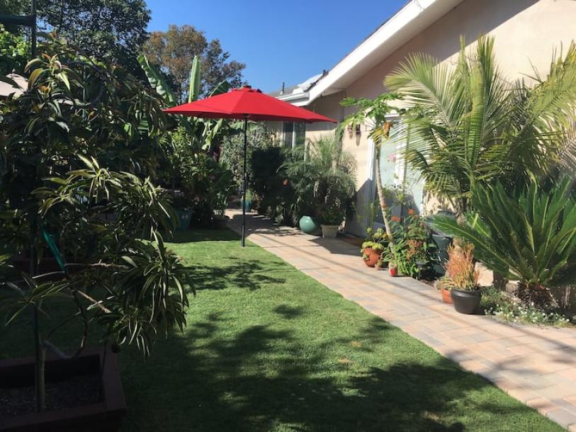 Private room in guest suite in Huntington Beach, California 2 guests1 bedroom1 bed1 private bath-12