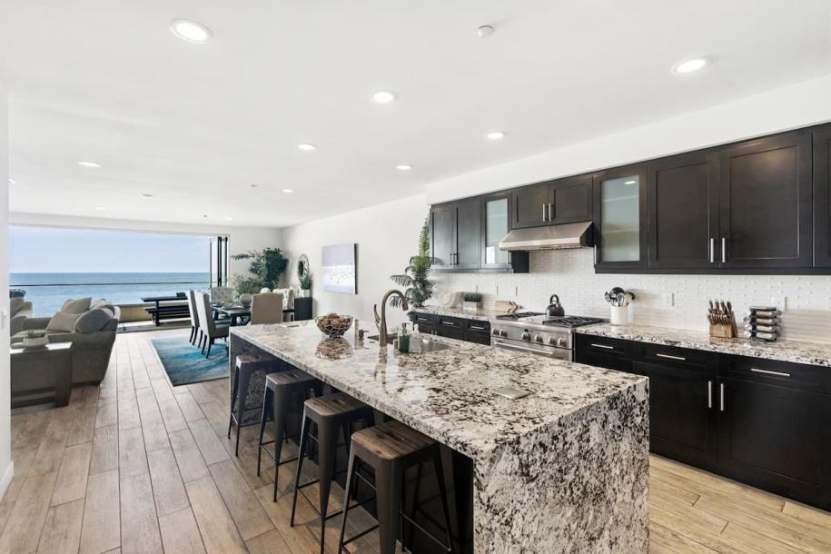 Entire home in Oceanside, California 10 guests3 bedrooms5 beds3.5 baths-15