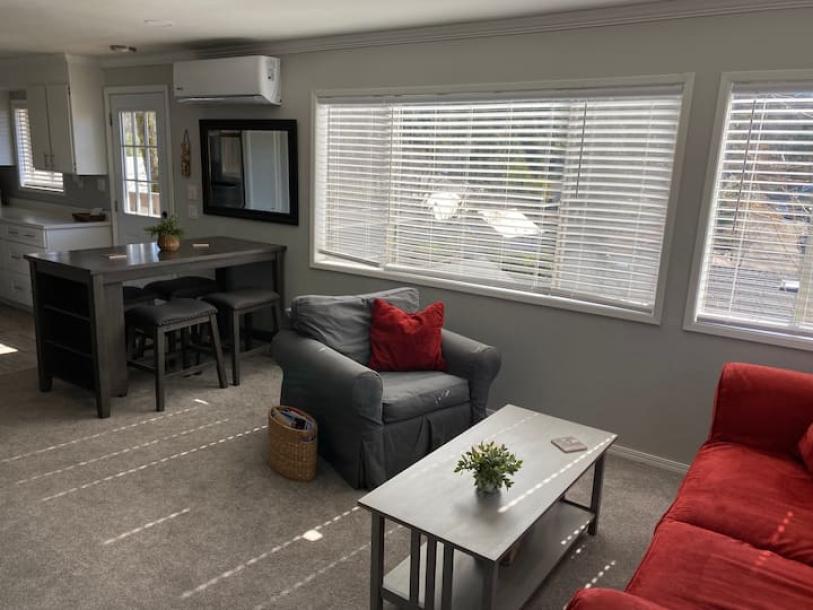 Entire guesthouse in Placerville, California 4 guests2 bedrooms2 beds1 bath-9