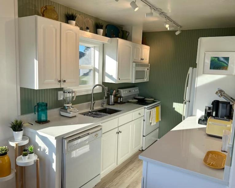 Entire home in Crescent City, California 4 guests2 bedrooms2 beds1 bath-9