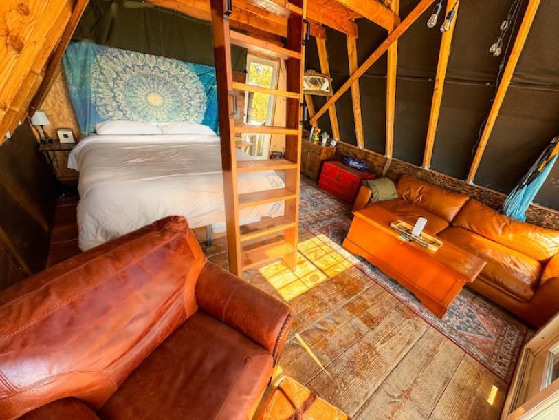 Tiny home in Fallbrook, California 4 guests1 bedroom2 beds1 bath-8
