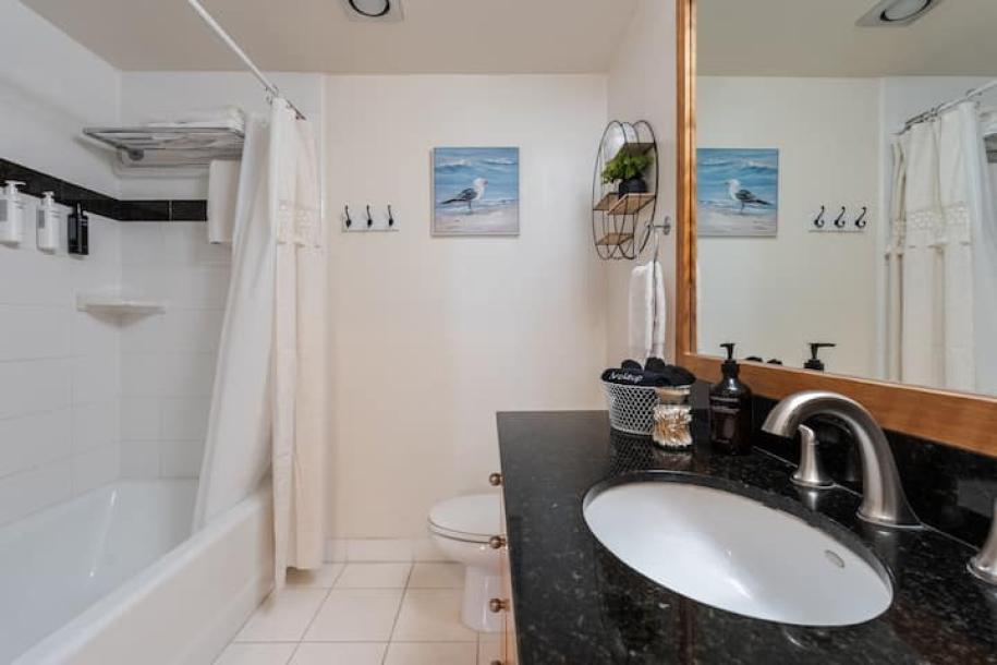 Entire condo in San Diego, California 5 guests2 bedrooms2 beds2 baths-3