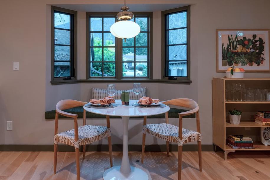 Entire guesthouse in Altadena, California 2 guests1 bedroom1 bed1 bath-10