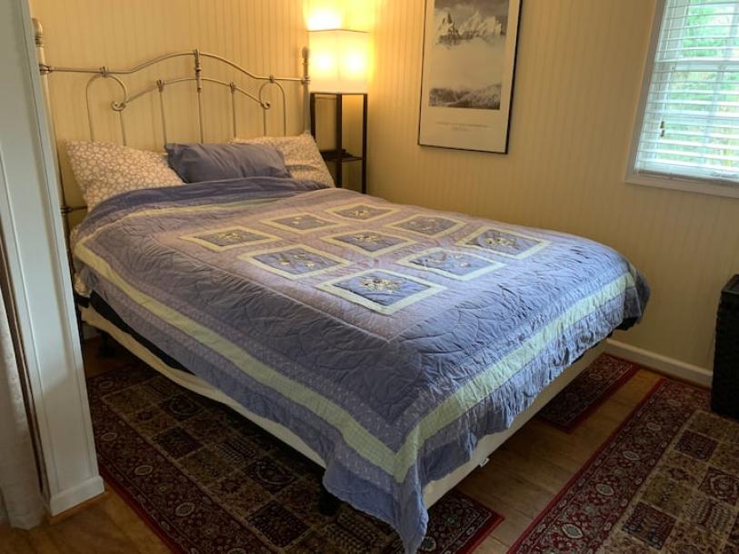 Entire cottage in Nevada City, California 3 guests1 bedroom1 bed1 bath-9