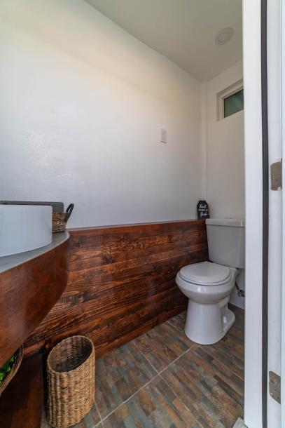 Entire guesthouse in San Diego, California 3 guests1 bedroom2 beds1 bath-1