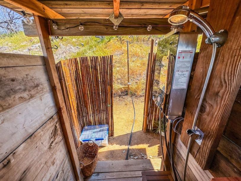 Tiny home in Fallbrook, California 4 guests1 bedroom2 beds1 bath-5