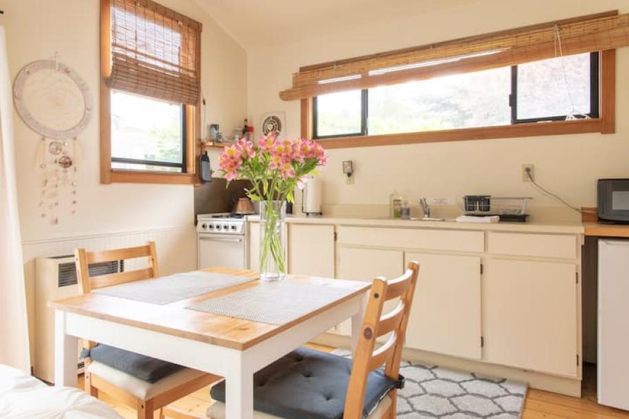 Entire home in Bolinas, California 2 guestsStudio1 bed1 bath-12
