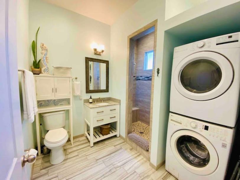 Entire cottage in Crescent City, California 3 guests1 bedroom2 beds1 bath-9