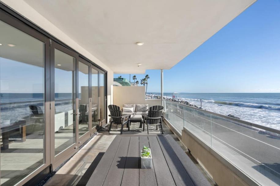Entire home in Oceanside, California 10 guests3 bedrooms5 beds3.5 baths-0