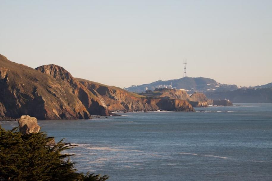Entire home in Muir Beach, California 2 guests1 bedroom1 bed2 baths-15