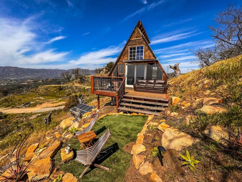 Tiny home in Fallbrook, California 4 guests1 bedroom2 beds1 bath-14